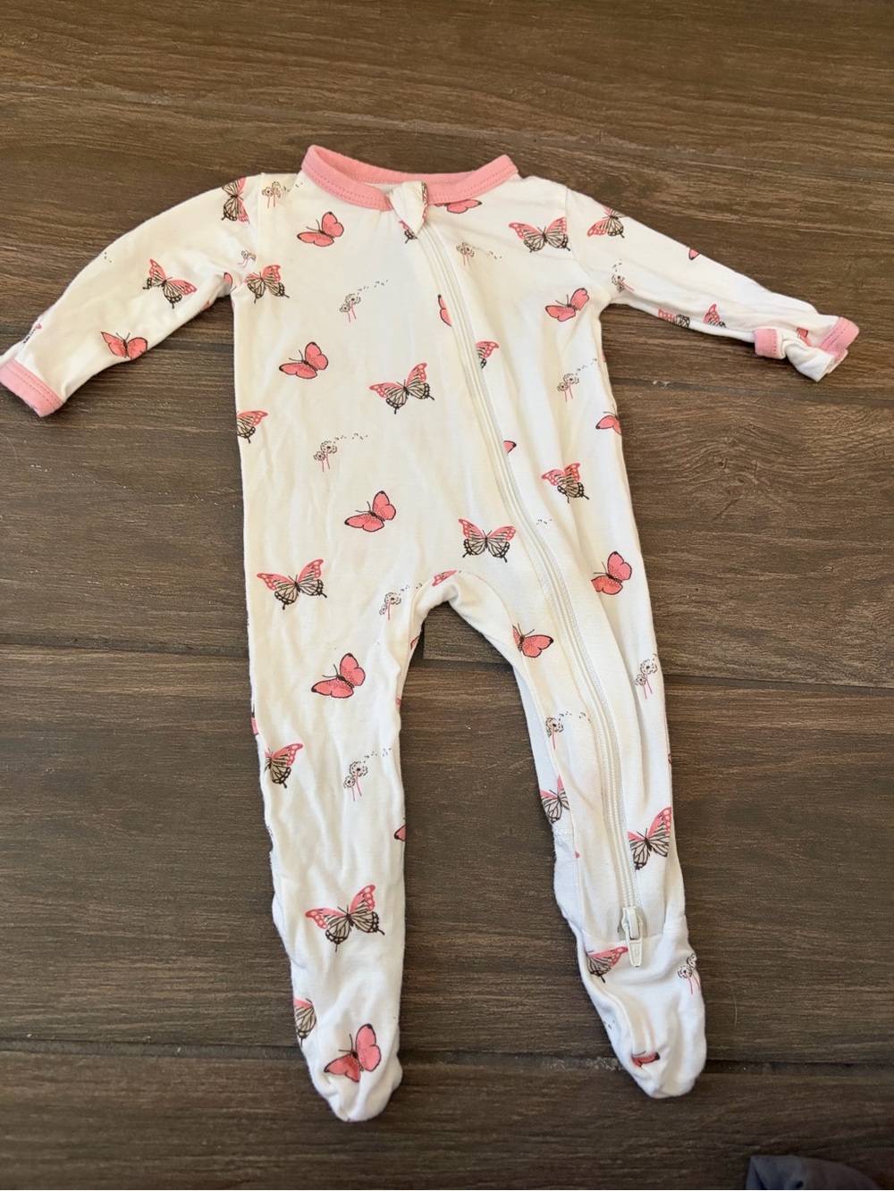 Kyte BABY Butterfly Zipper Sleeper- Size Newborn
